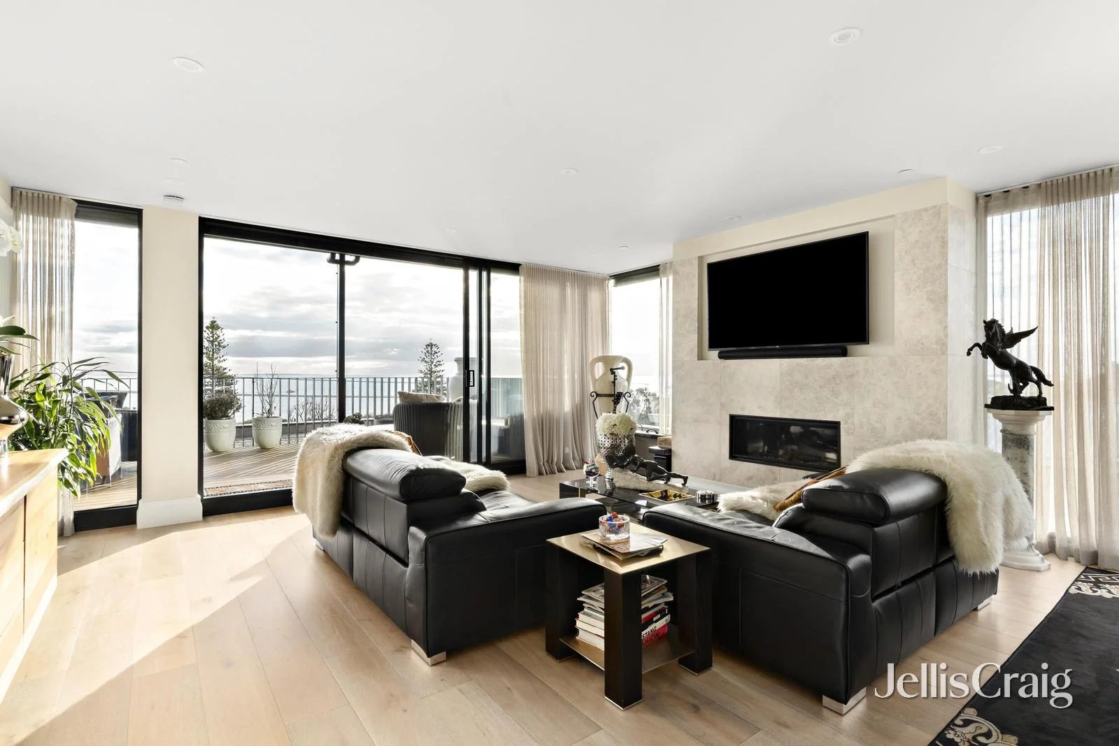 301/47 Ormond Esplanade, Elwood VIC 3184 photo 5