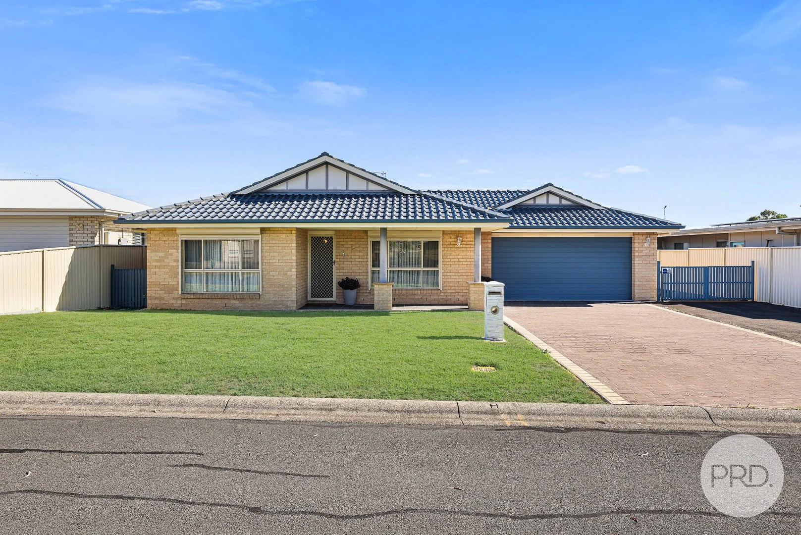 8 Cunningham Street, Tamworth NSW 2340