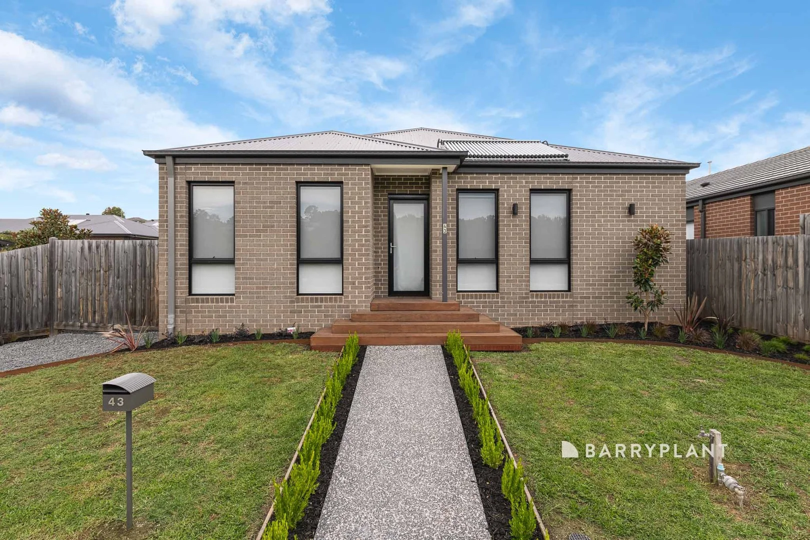 43 Harmon Drive, Drouin VIC 3818