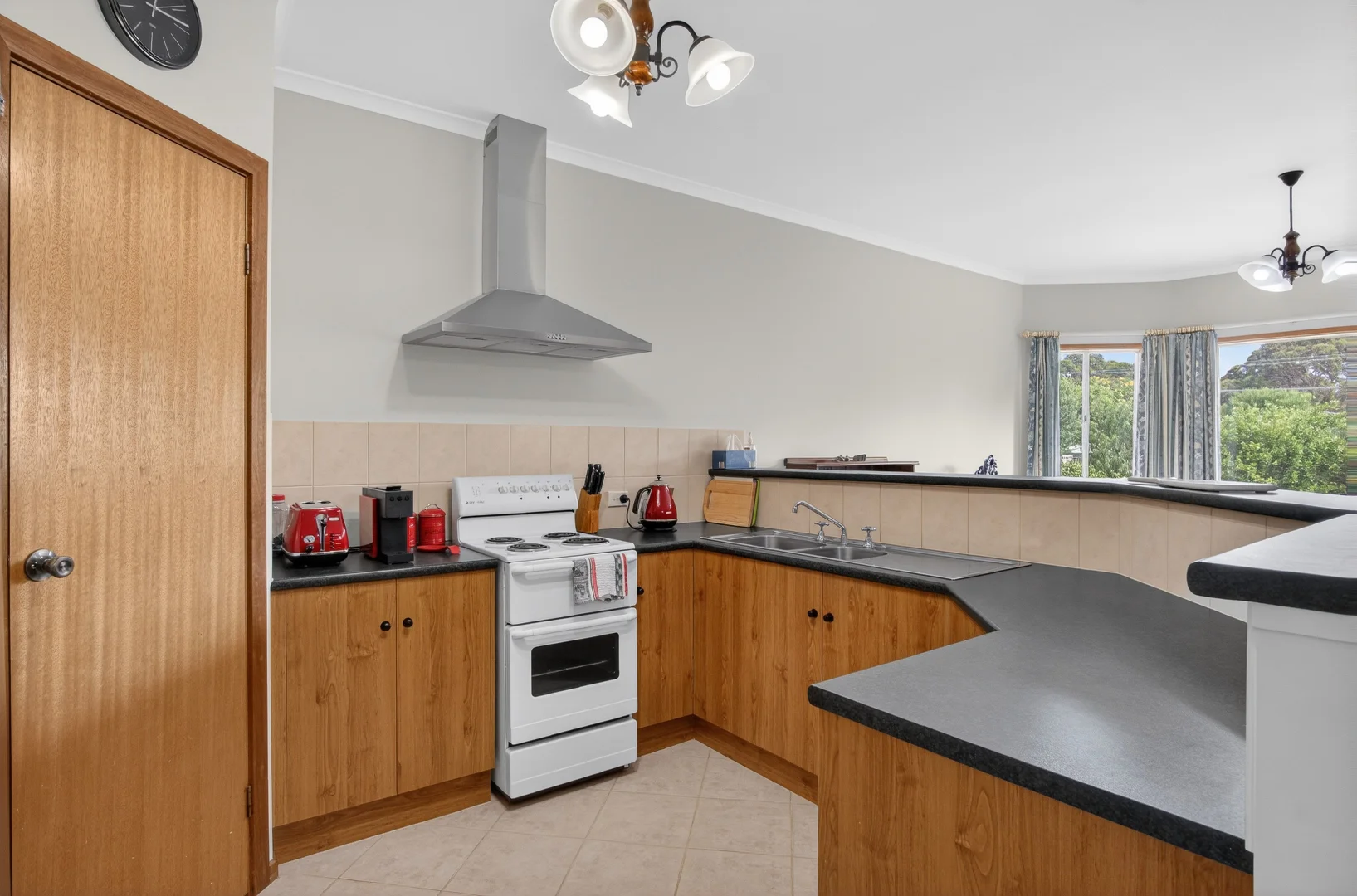 Additional image 16 of 17 Holder Road, Victor Harbor SA 5211