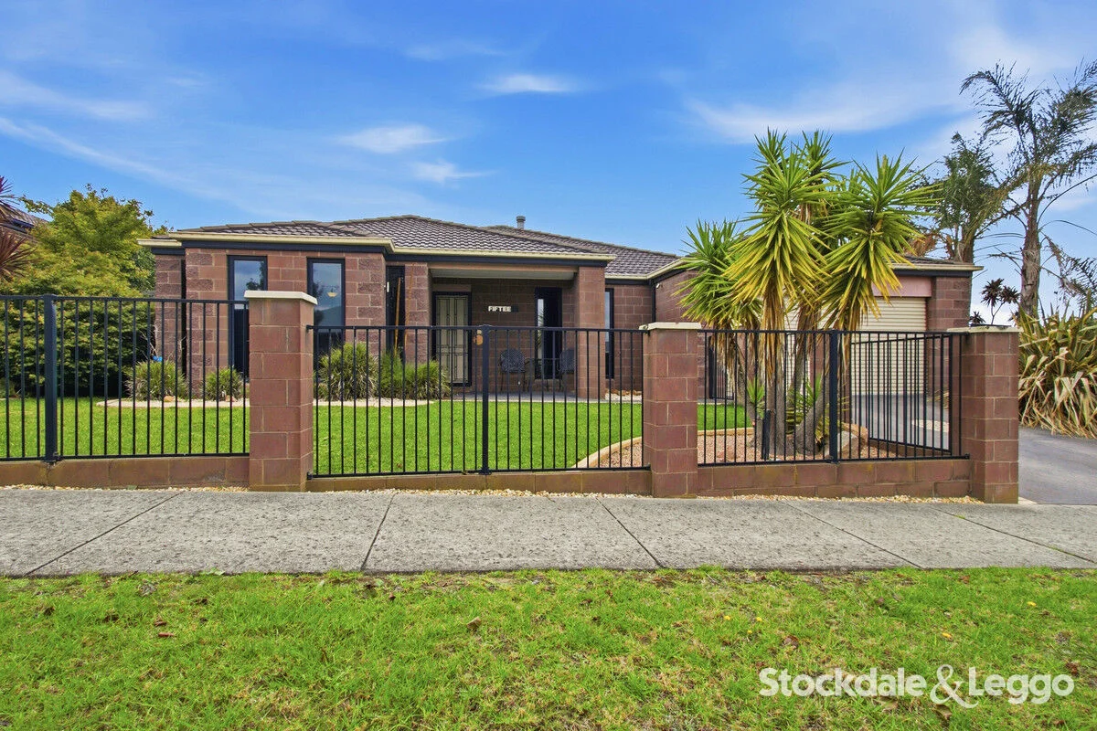 15 Ashley Avenue, Morwell VIC 3840