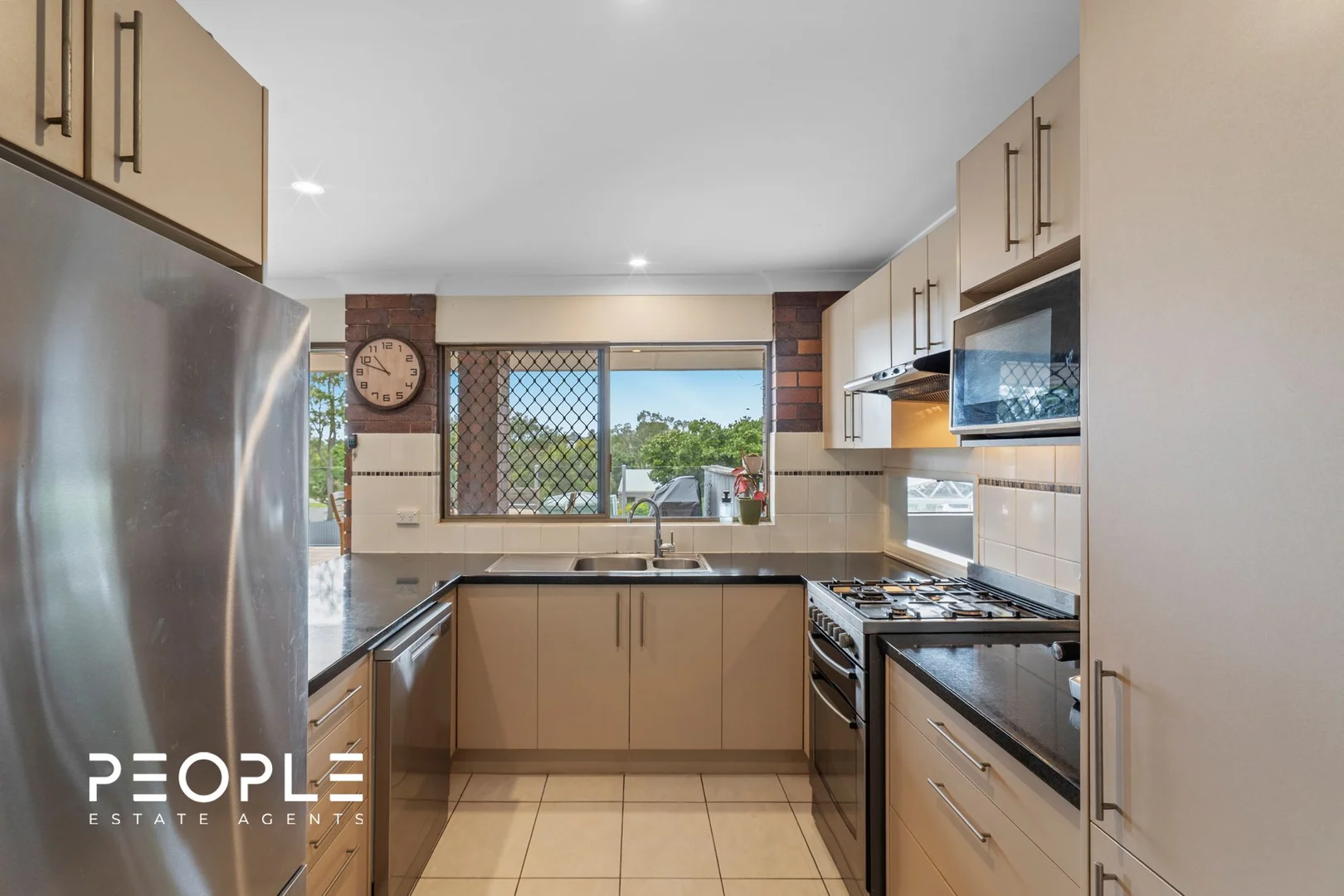 Additional image 10 of 98 Perth Street, Camp Hill QLD 4152