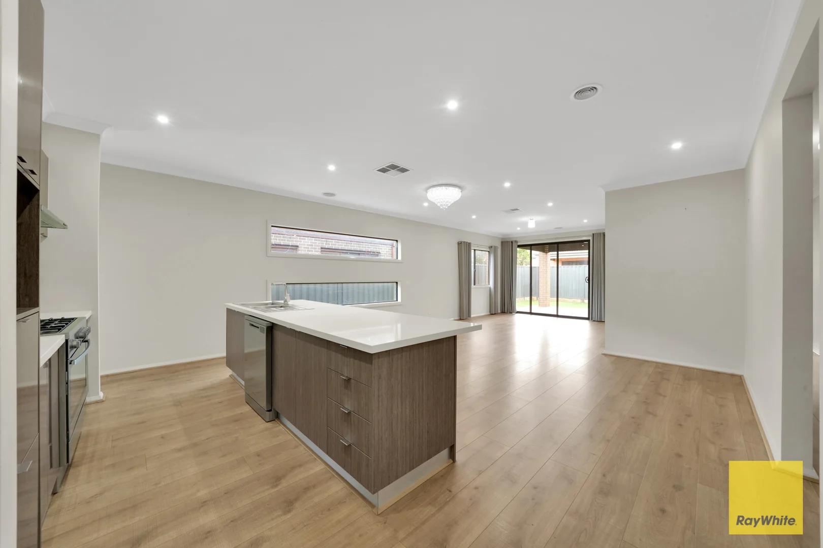 Additional image 5 of 124 Enterprise Circuit, Fraser Rise VIC 3336