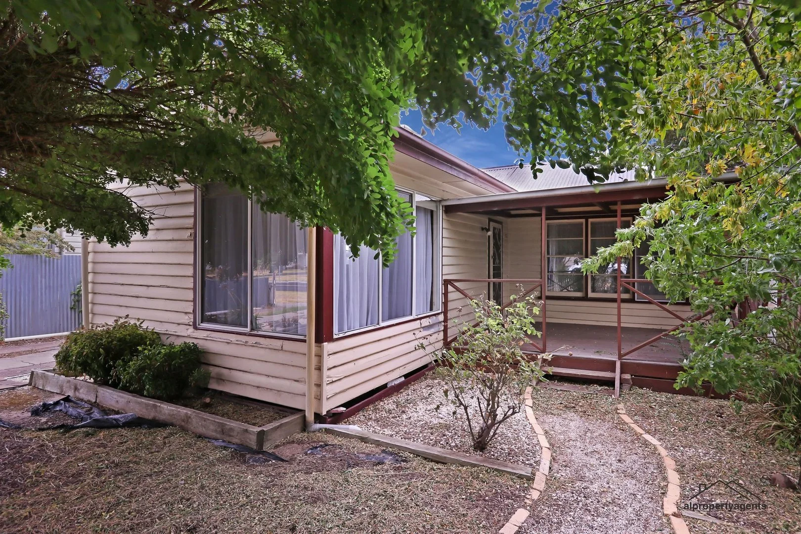 33 Wavell Street, Horsham VIC 3400