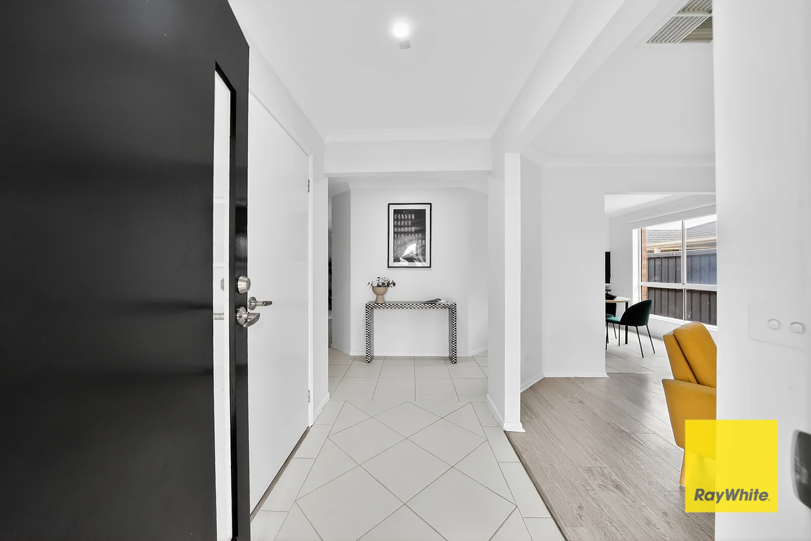 14 Skipper road, Tarneit VIC 3029 photo 3