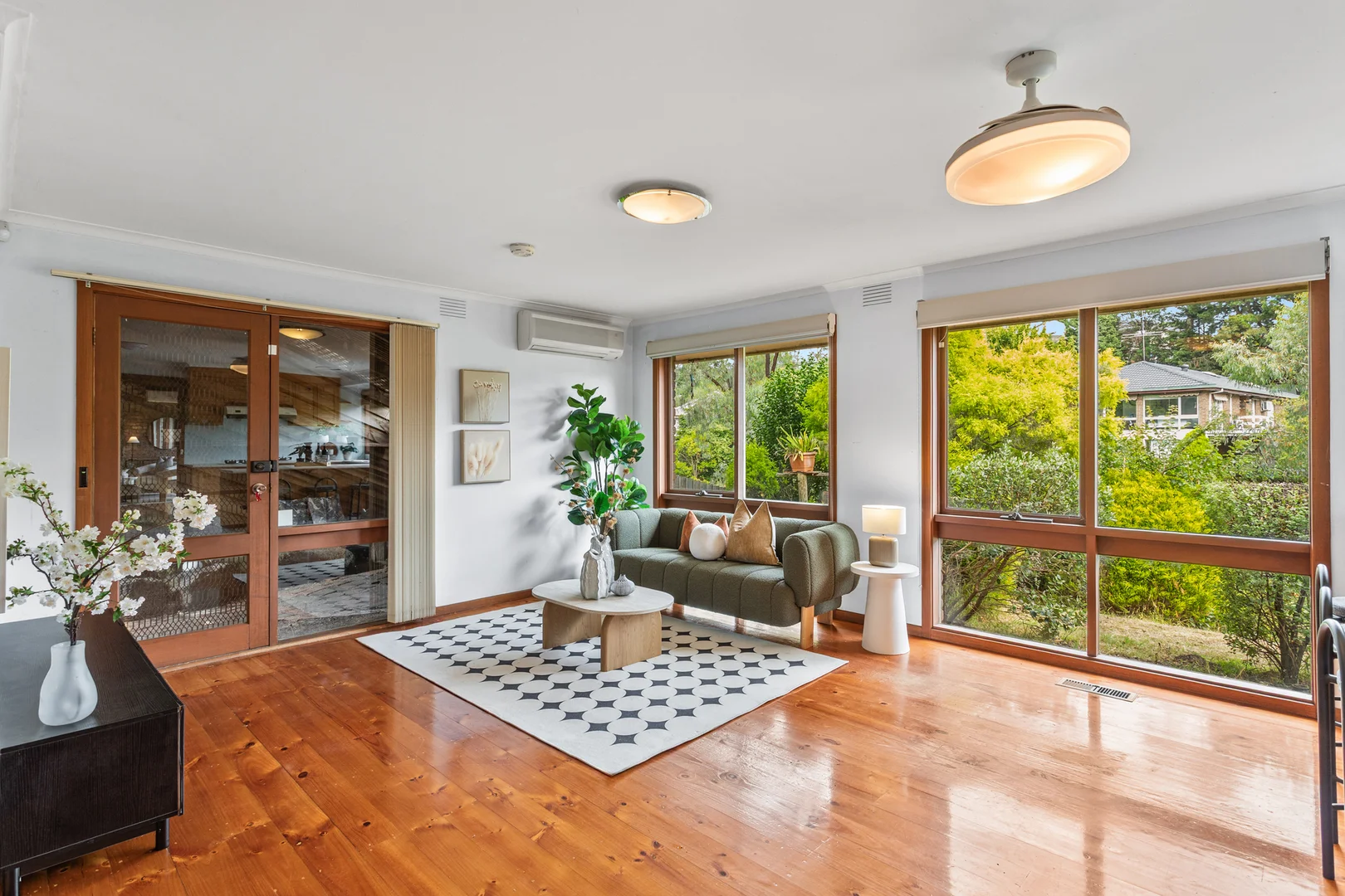 Additional image 2 of 39 Long Valley Way, Doncaster East VIC 3109