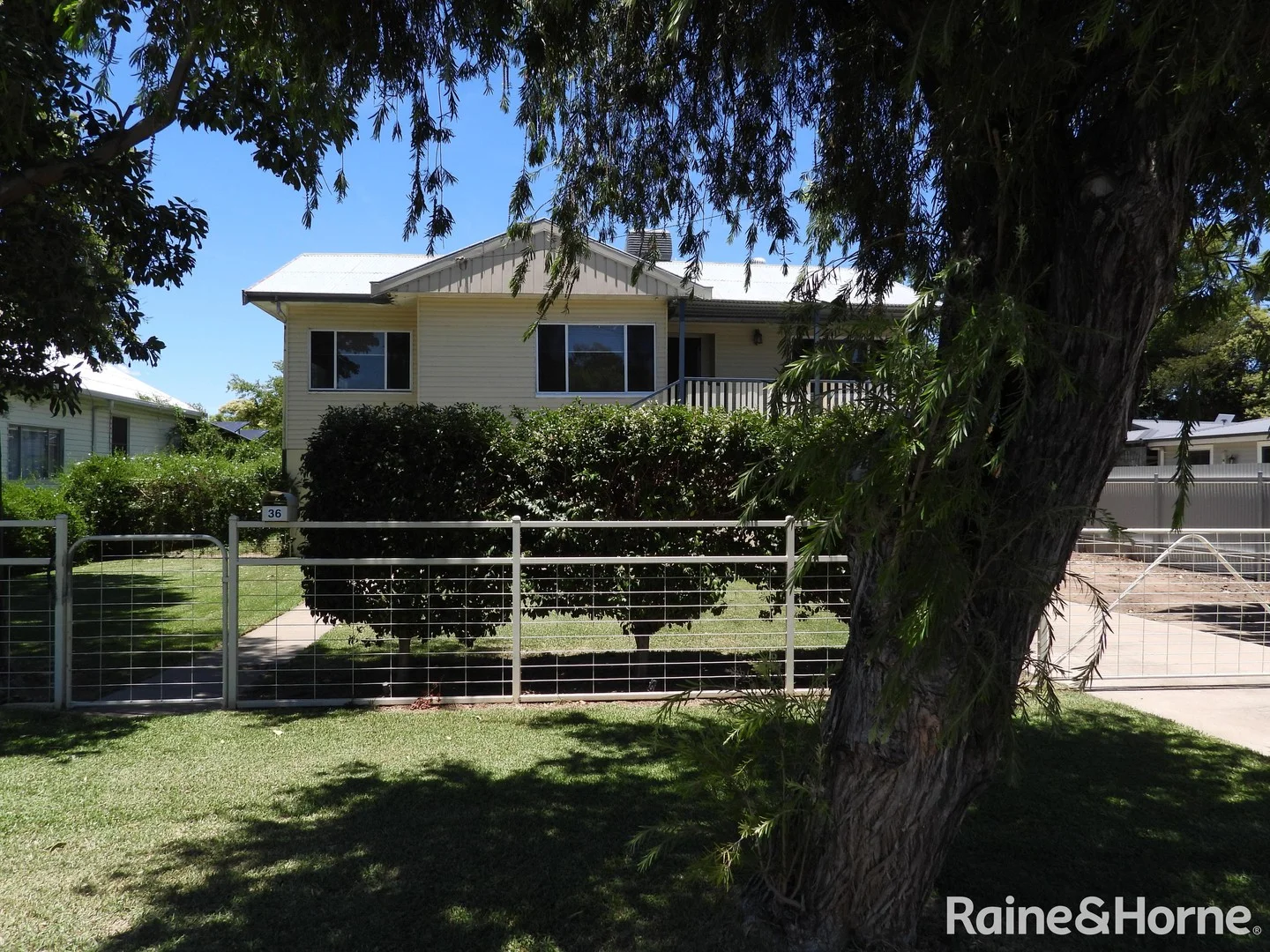 36 Iris Street, Moree NSW 2400