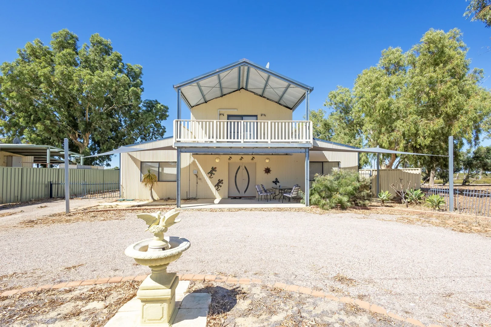 7 White Court, Eneabba WA 6518