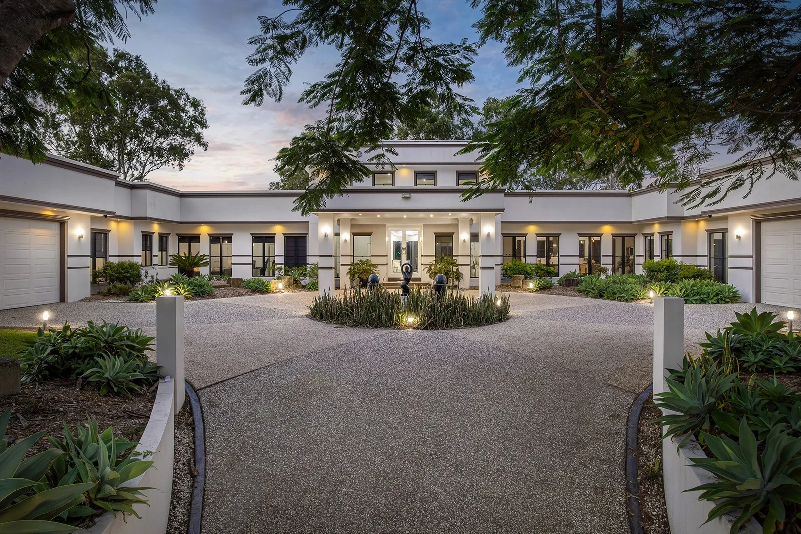15 Burton Lane, Samford Valley QLD 4520