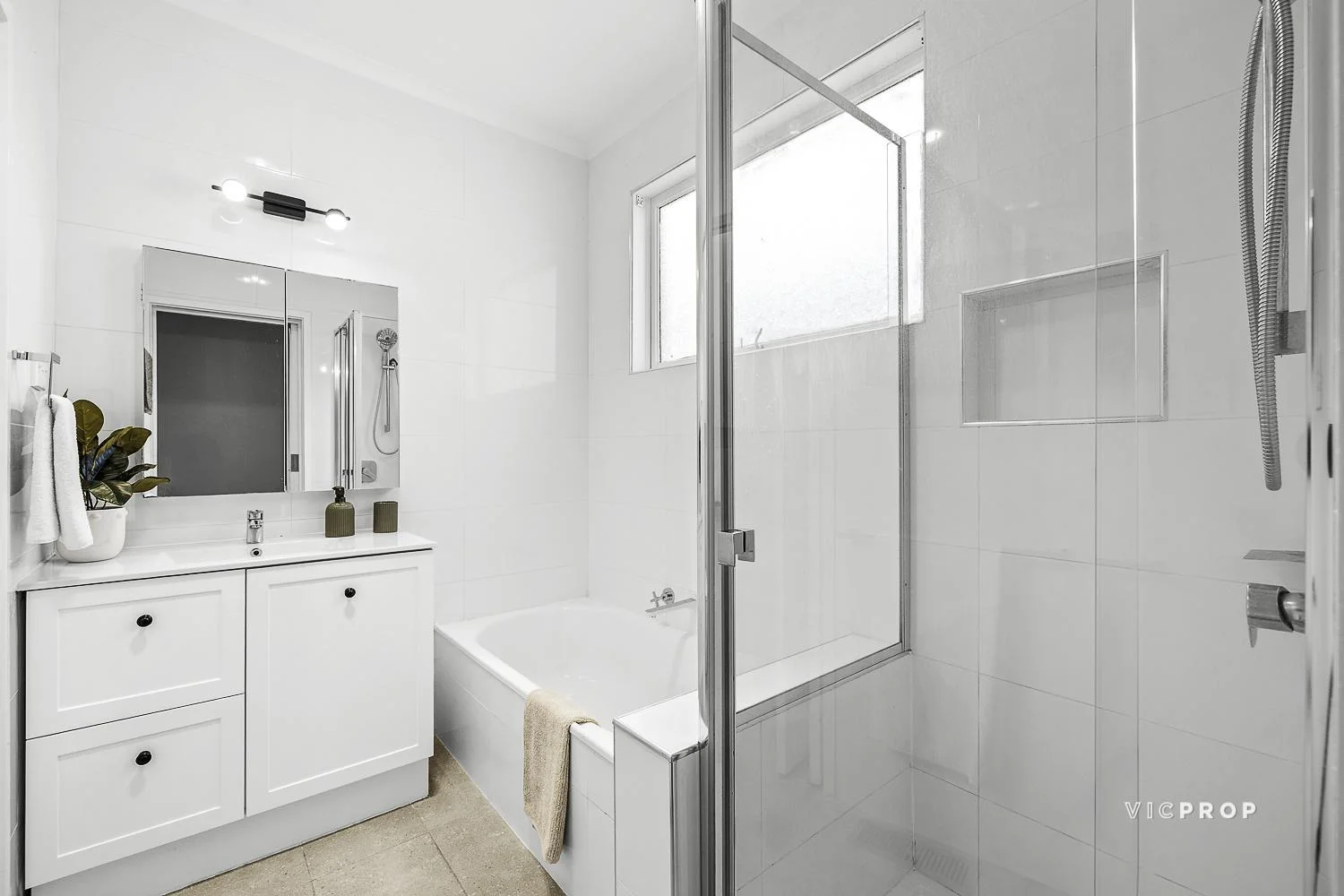 Additional image 8 of 1/223 Balwyn Road, Balwyn North VIC 3104