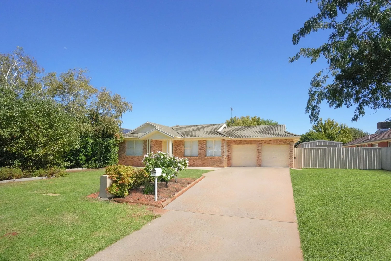 94 Clifton Boulevard, Griffith NSW 2680