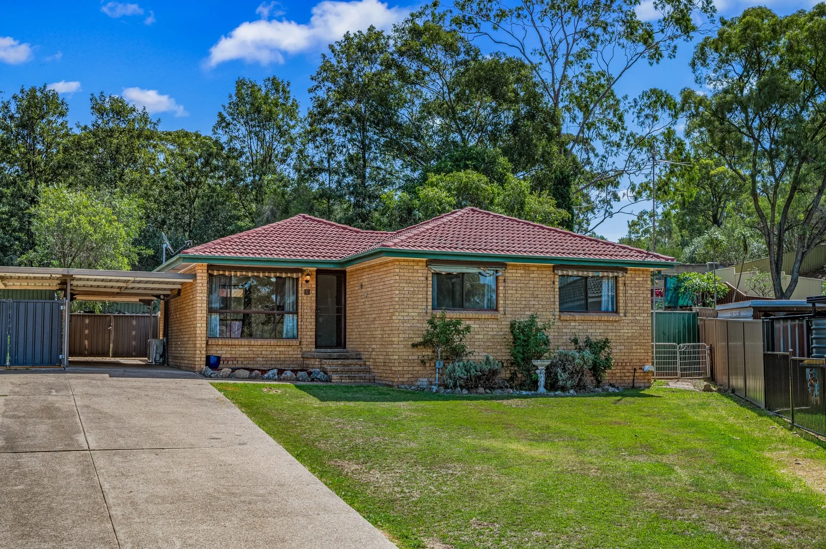 6 Muller Place, Singleton NSW 2330