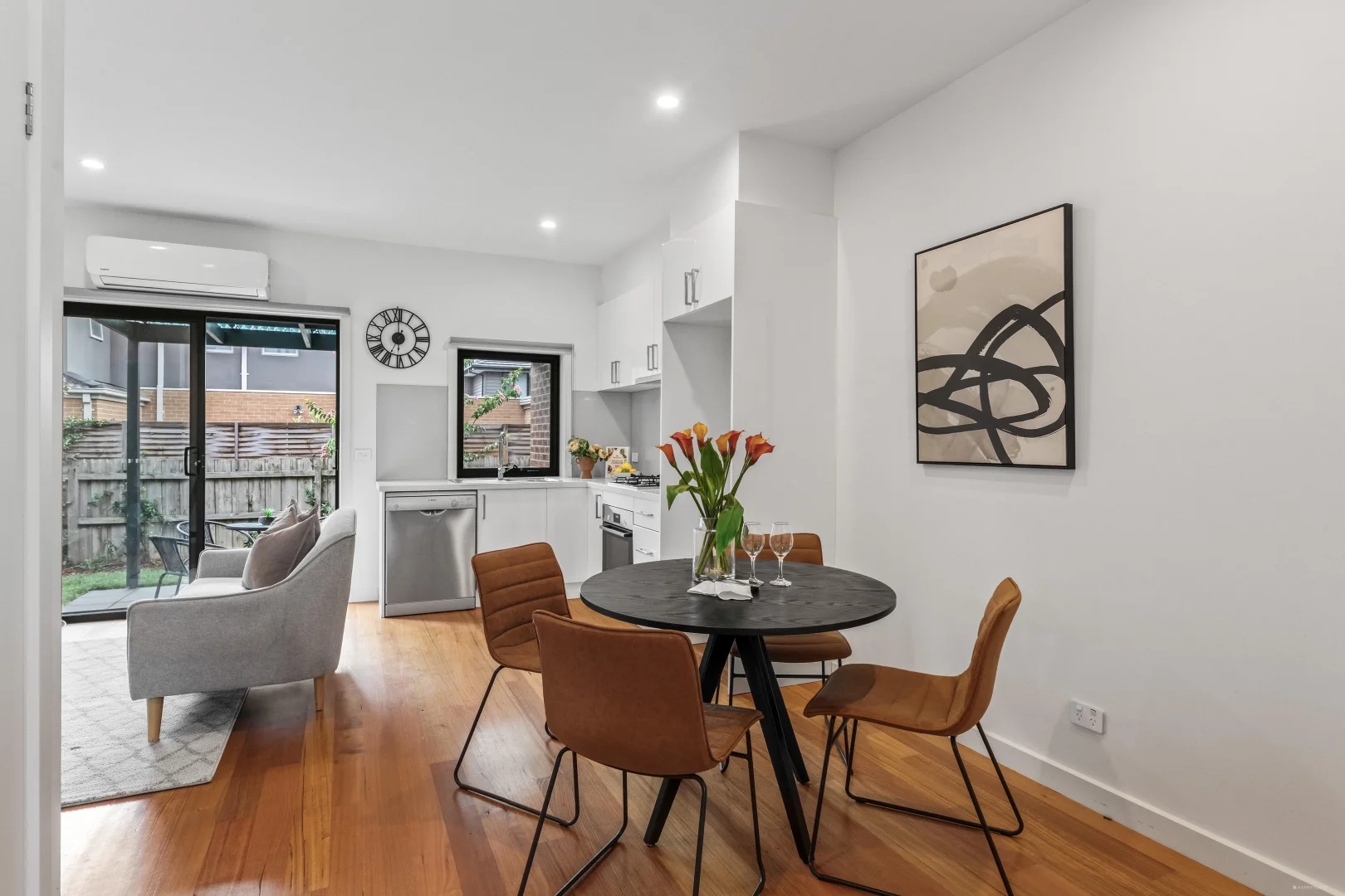 Additional image 4 of 2/129 Middleborough Road, Box Hill South VIC 3128
