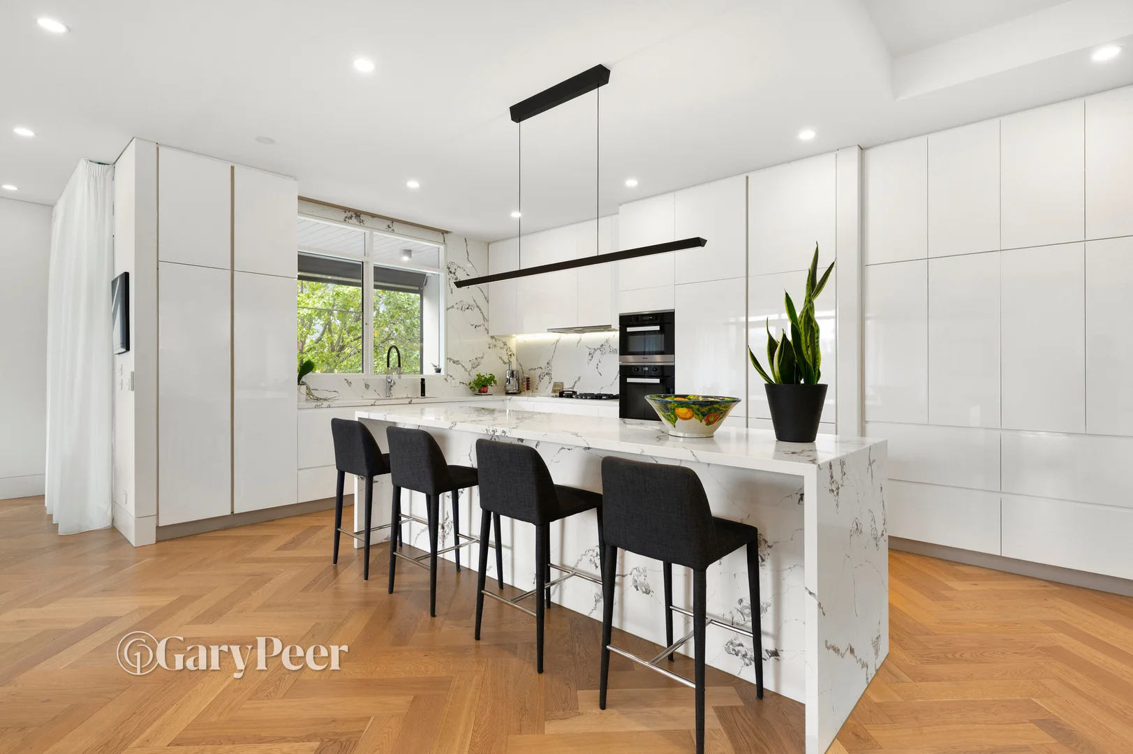 Additional image 8 of 2/12 St Aubins Avenue, Caulfield North VIC 3161