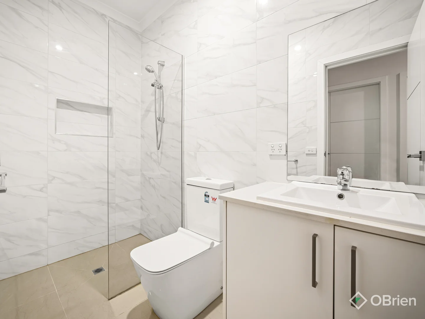 12 Winter Lane, Carrum Downs VIC 3201 photo 5