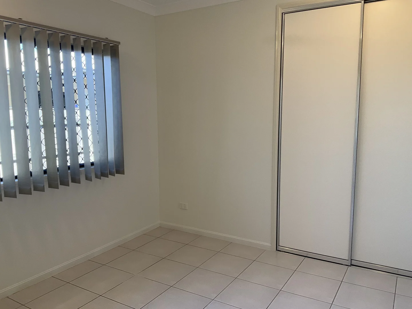 Additional image 15 of Kirwan QLD 4817