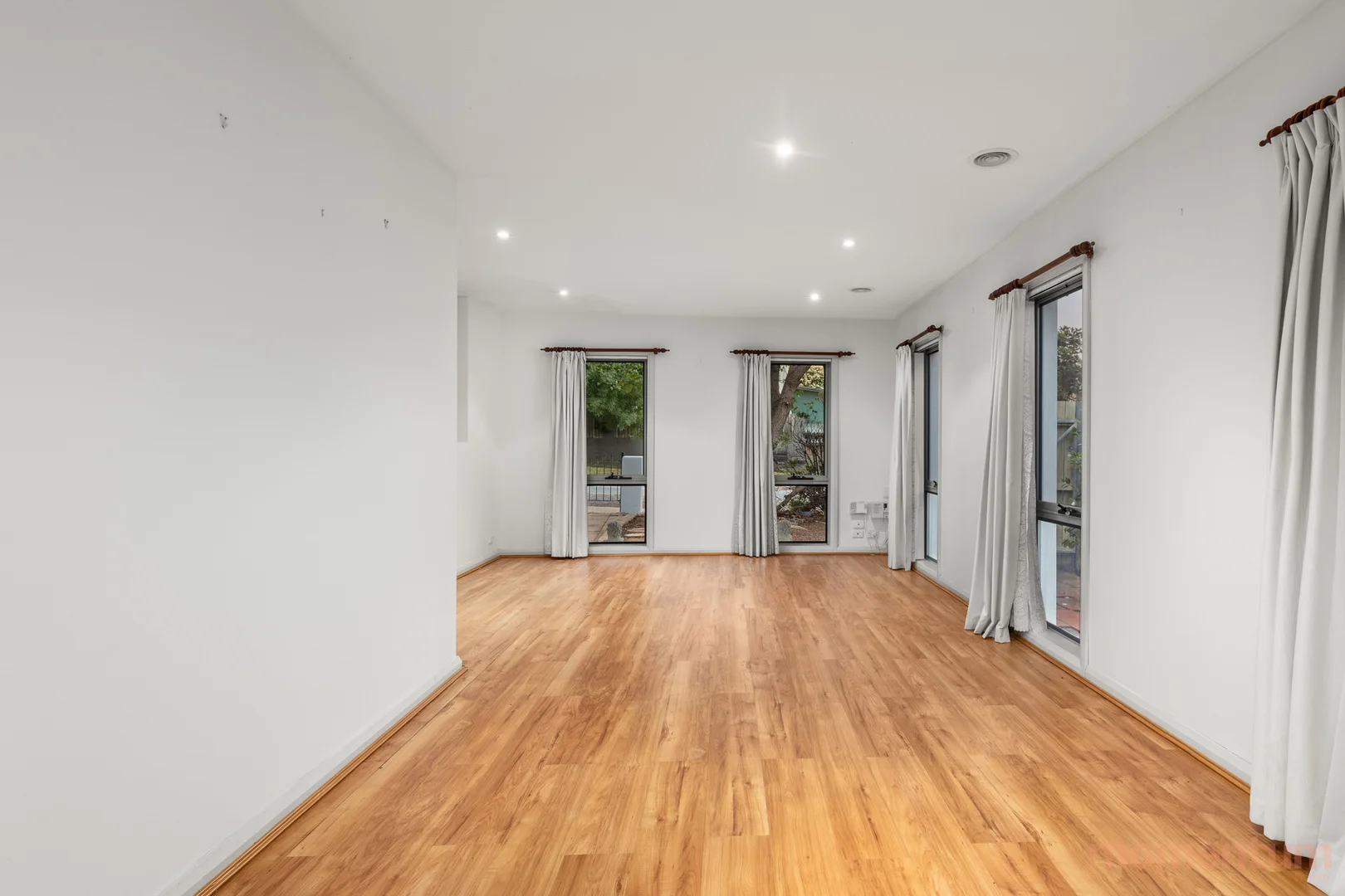 Additional image 5 of 4 De Bortoli Street, Harrison ACT 2914