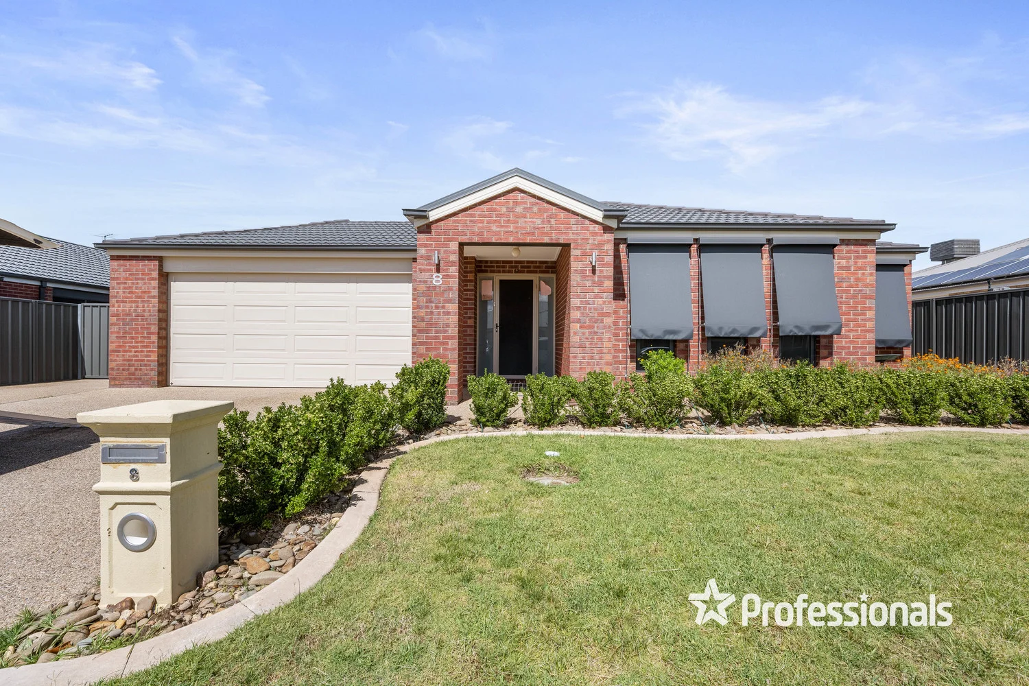 8 Strickland Street, Killara VIC 3691