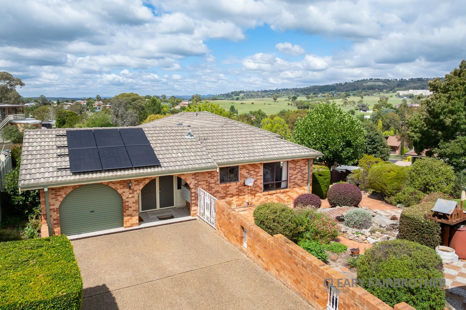 15 Thomas Close, South Bathurst NSW 2795