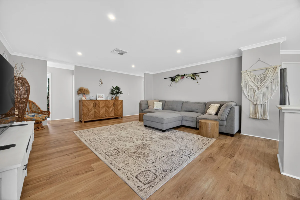 Additional image 5 of 213 Grand Ocean Boulevard, Port Kennedy WA 6172