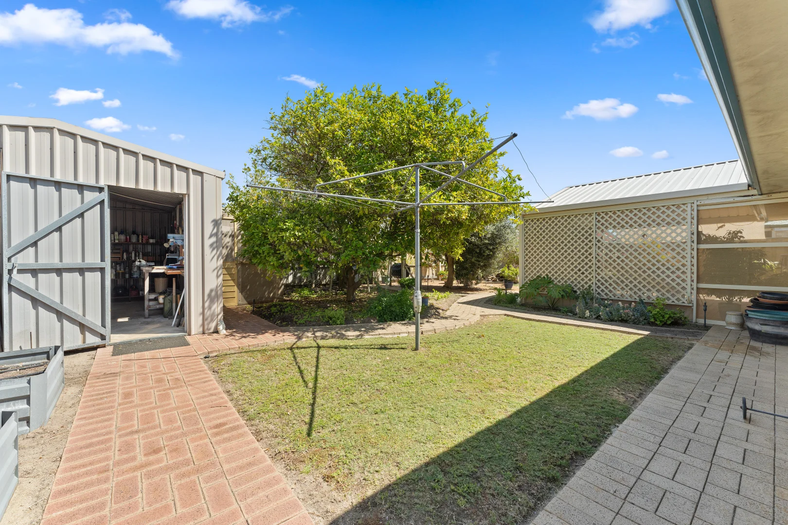 5 Norris Ave, Rockingham WA 6168 photo 4