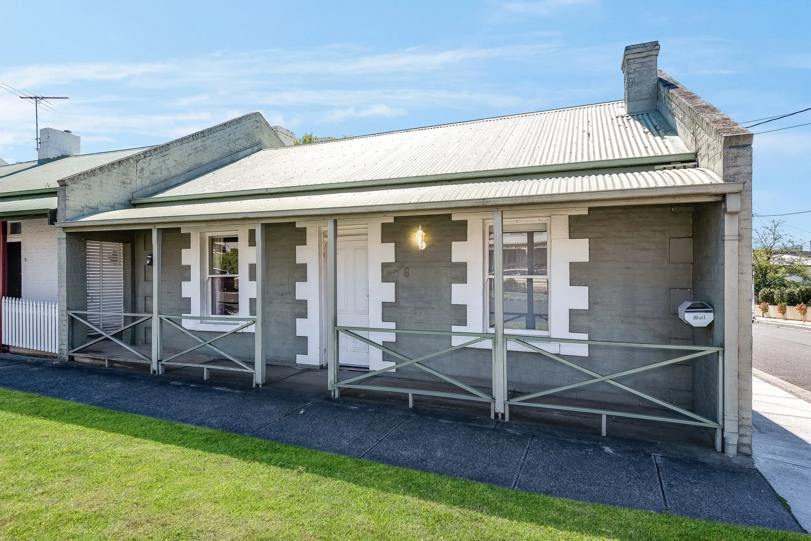 6 Villamanta Street, Geelong West VIC 3218