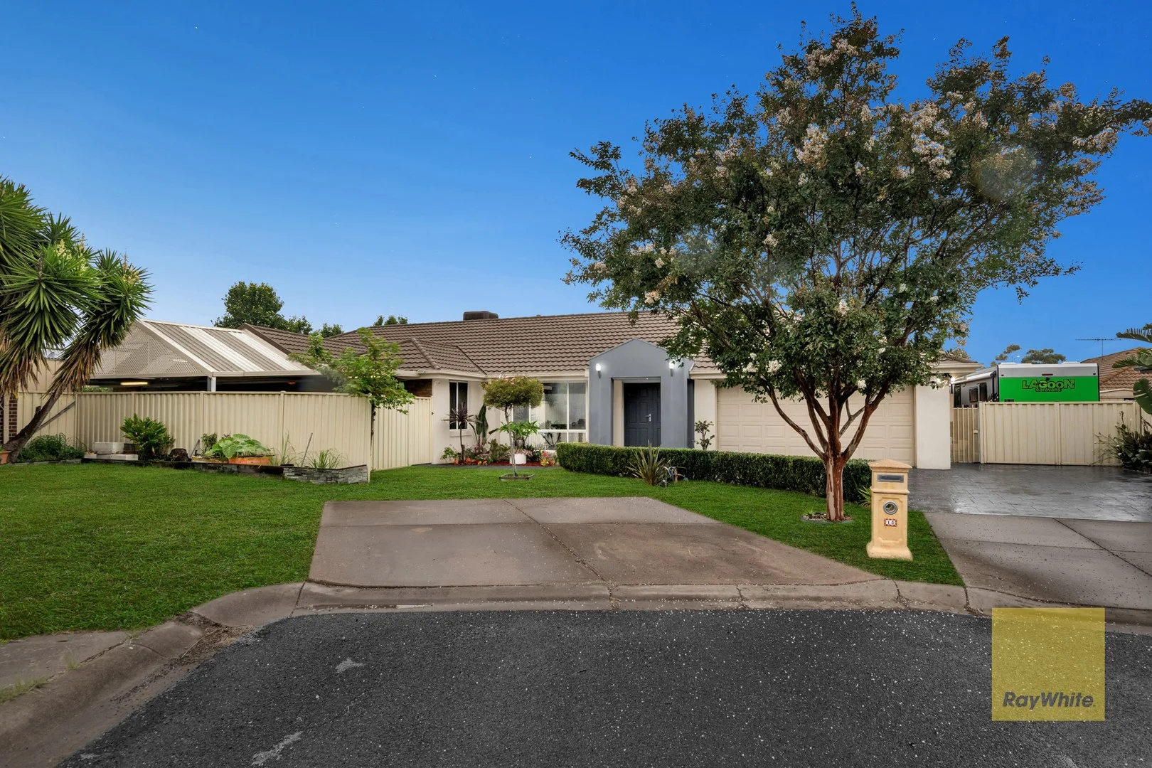 14 Woodsdale Court, Cairnlea VIC 3023