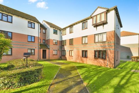 St. Michaels Close, Plymouth PL1