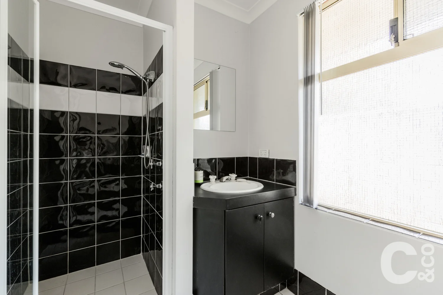 Additional image 22 of 11 Graydon Grove, Leda WA 6170