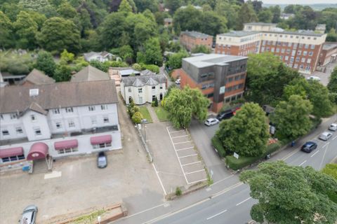 Thorpe Road, Norwich NR1, Parking/garage to rent