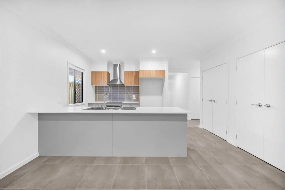10 Potter Way, White Rock QLD 4306 photo 3