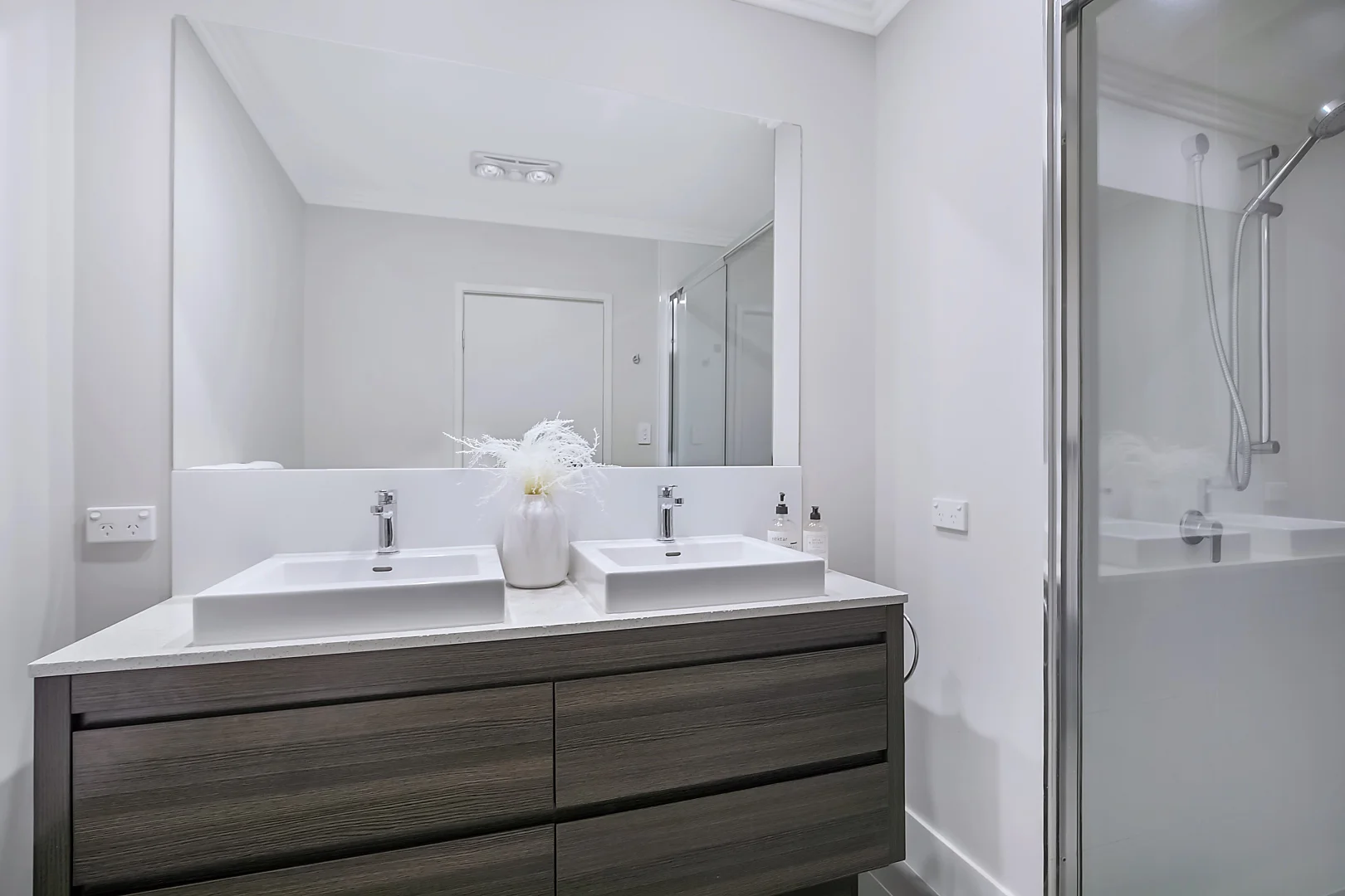 Additional image 14 of 12/19 Governor Terrace, Murarrie QLD 4172