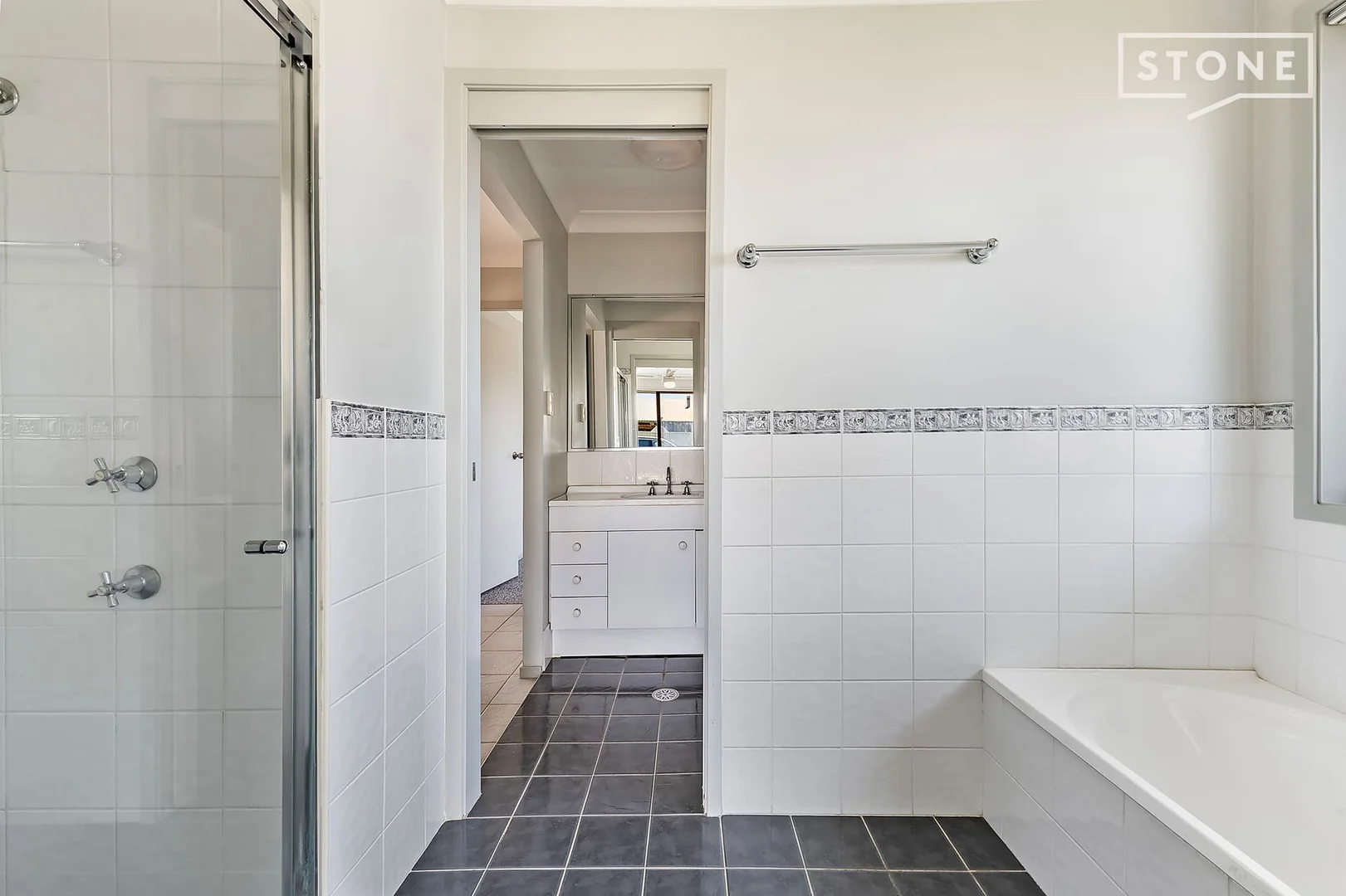 Additional image 3 of 2/30 Young Street, Heddon Greta NSW 2321