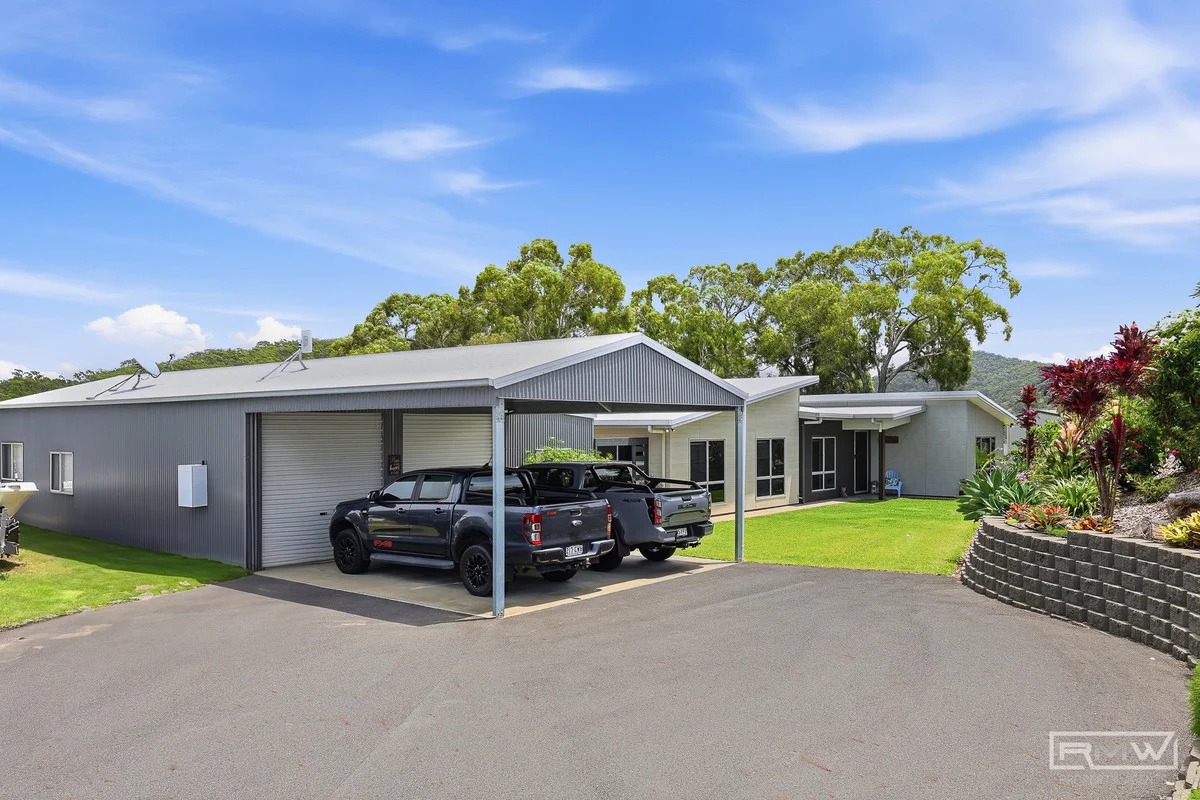 16 Ridgeline Drive, Tanby QLD 4703 photo 5
