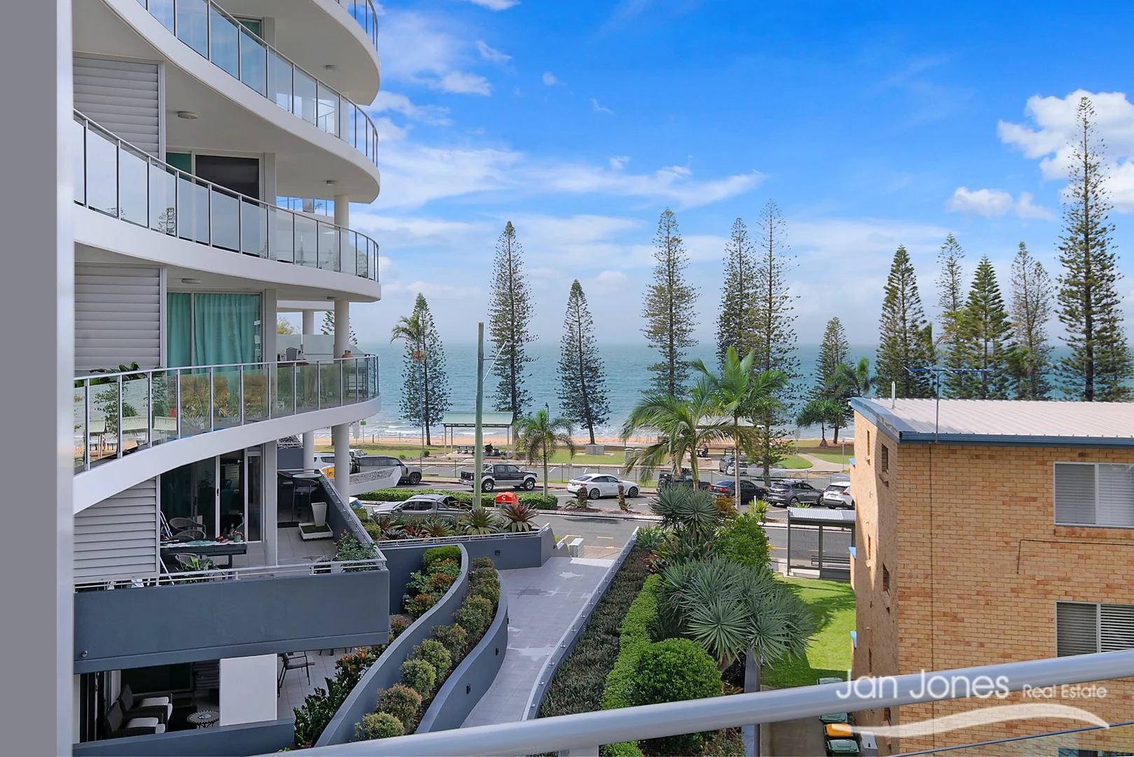 44/17-23 Marine Parade, Redcliffe QLD 4020