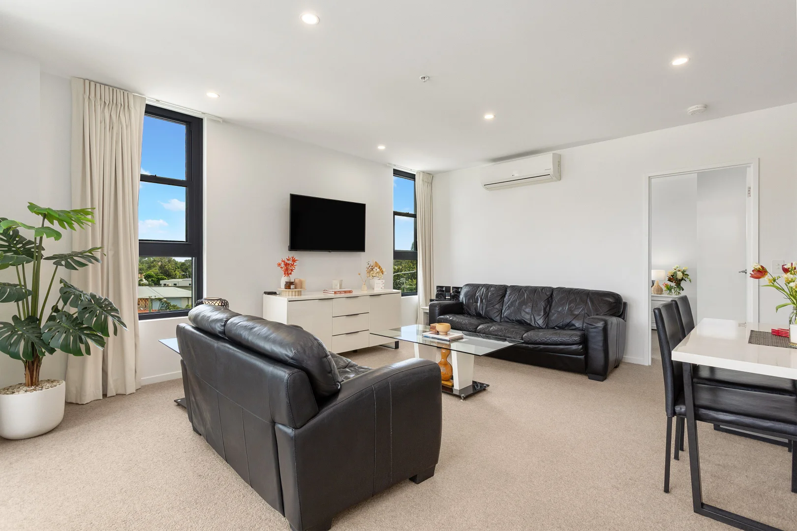 Additional image 3 of 20/72 The Esplanade, Burleigh Heads QLD 4220