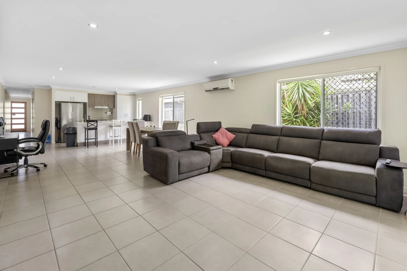 Additional image 3 of 64 Sanctuary Parkway, Waterford QLD 4133