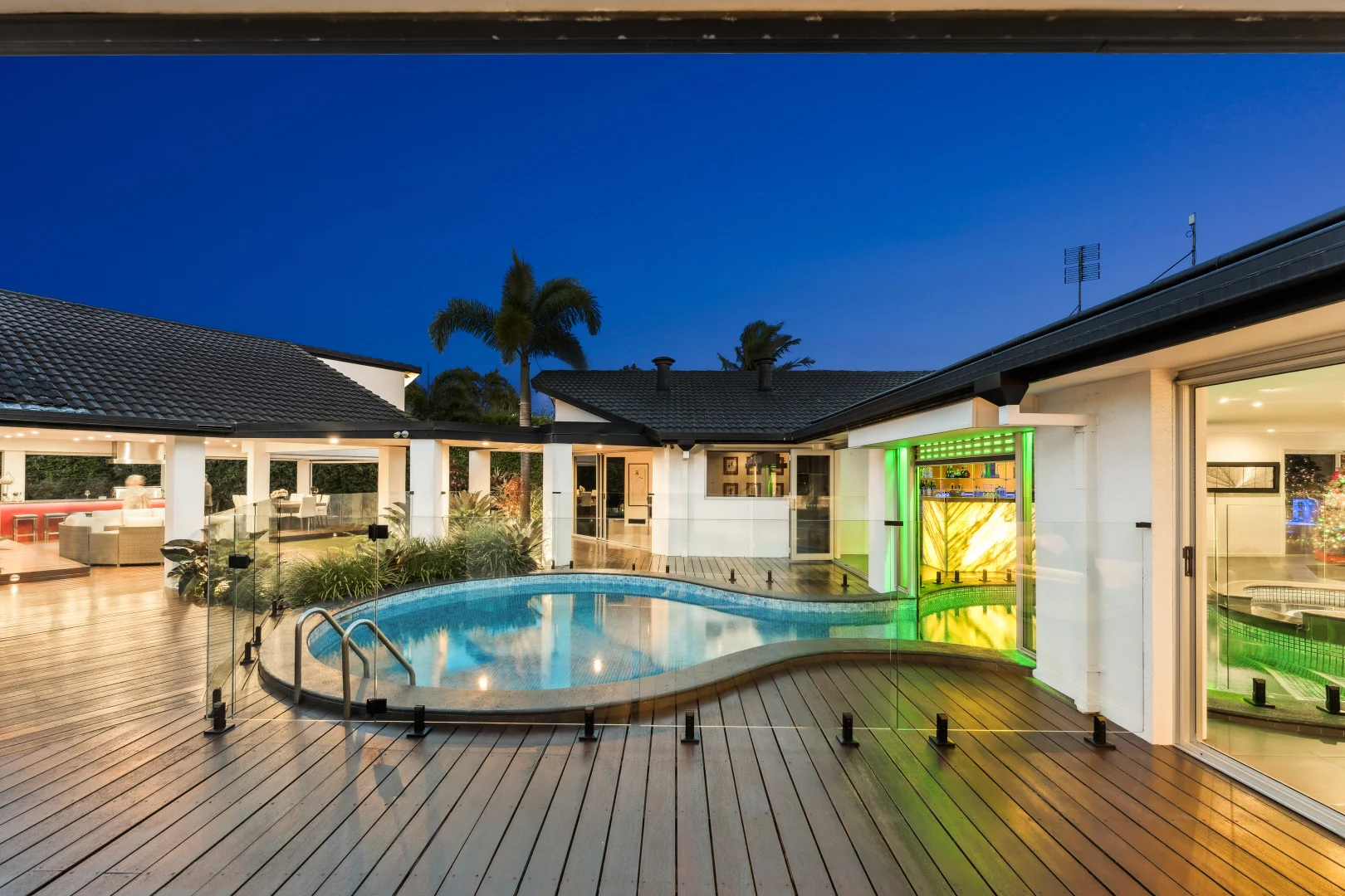 Additional image 2 of 728 Nerang Broadbeach Road & 6 Reid Court, Carrara QLD 4211