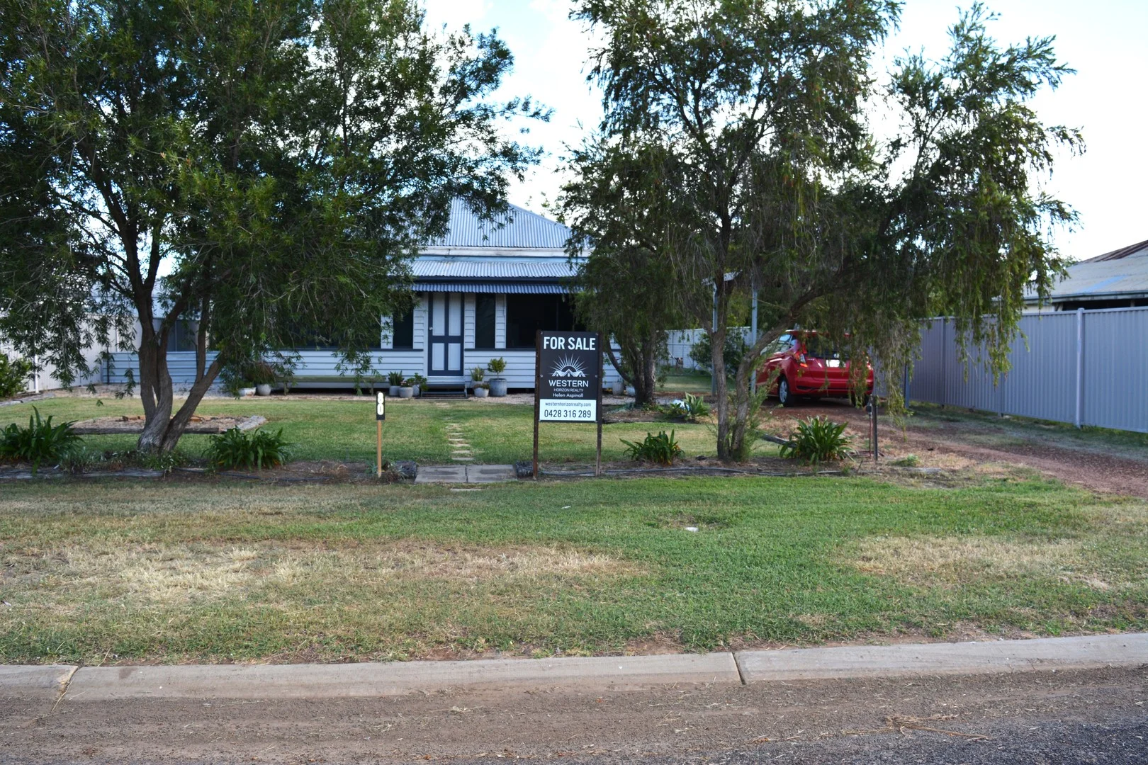 80 Rose Street, Blackall QLD 4472