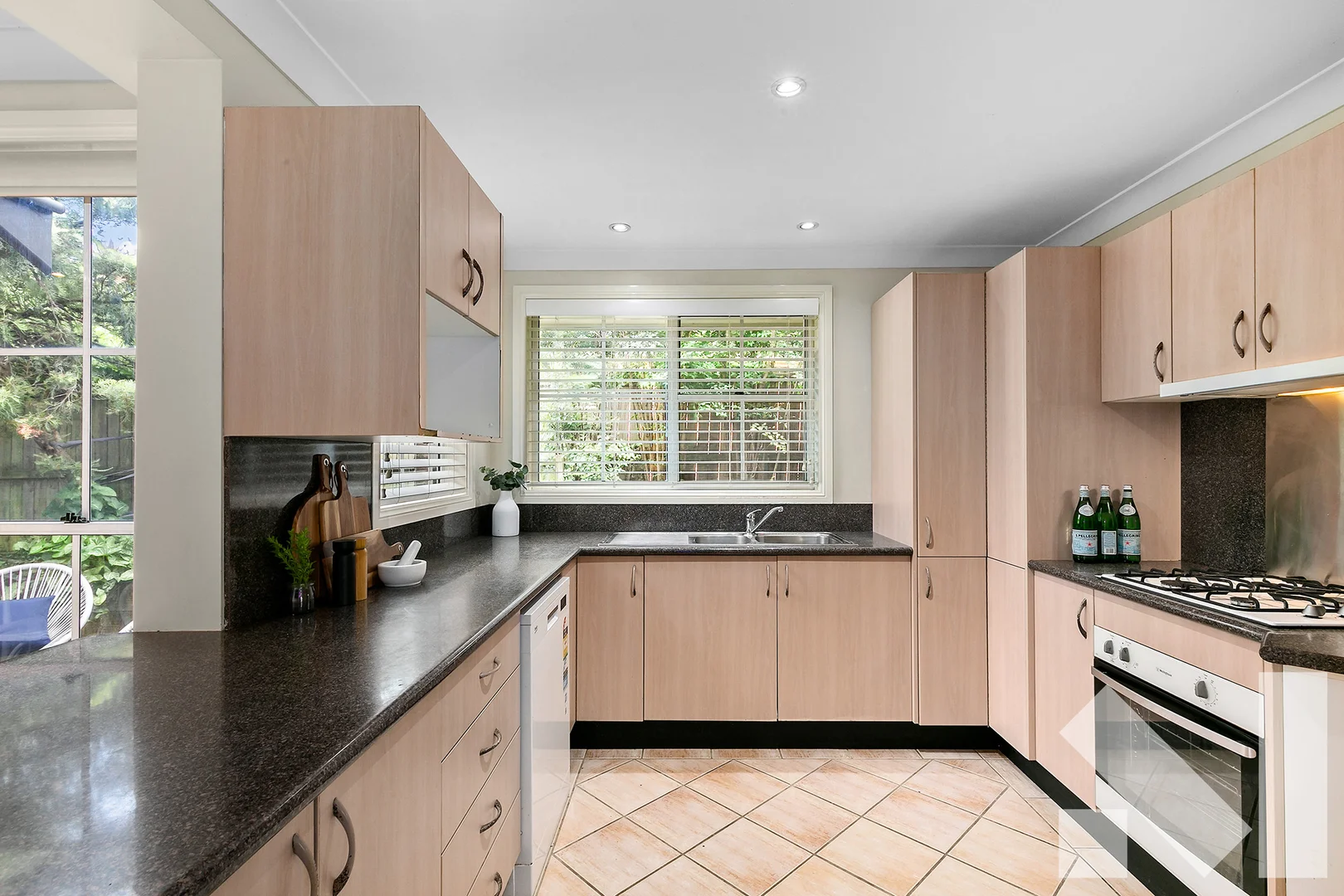 Additional image 2 of 3/244 Princes Highway, Bulli NSW 2516