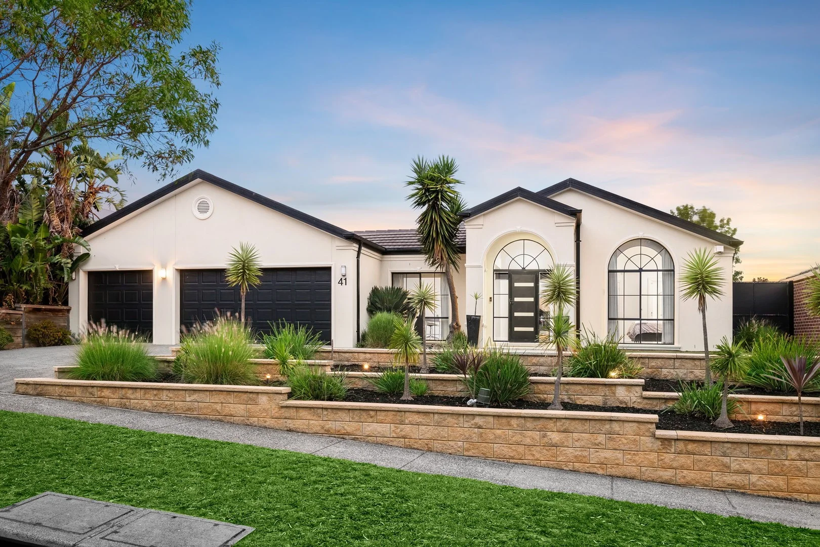 41 Meridian Drive, South Morang VIC 3752