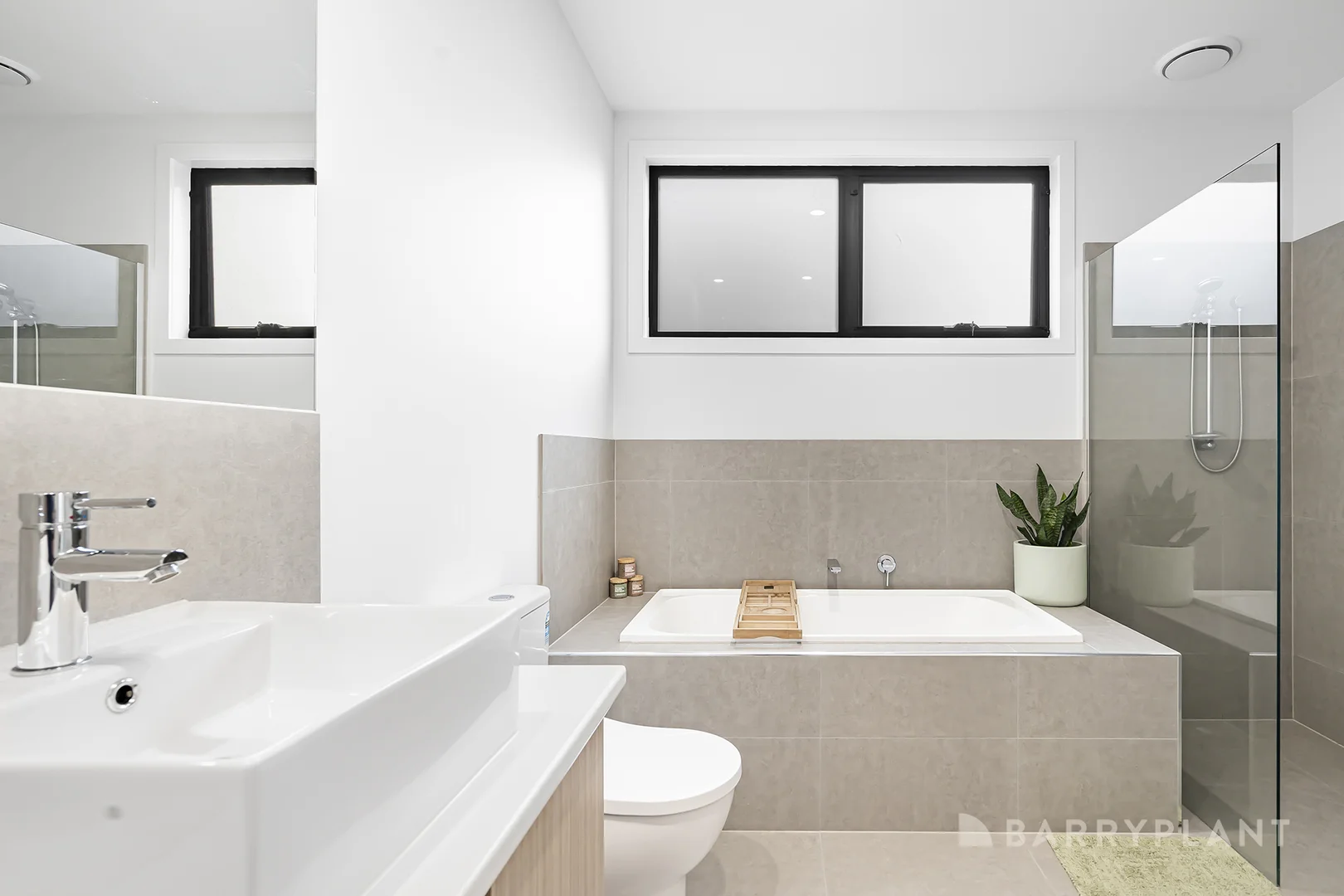 Additional image 12 of 4/17 Felix Grove, Mooroolbark VIC 3138