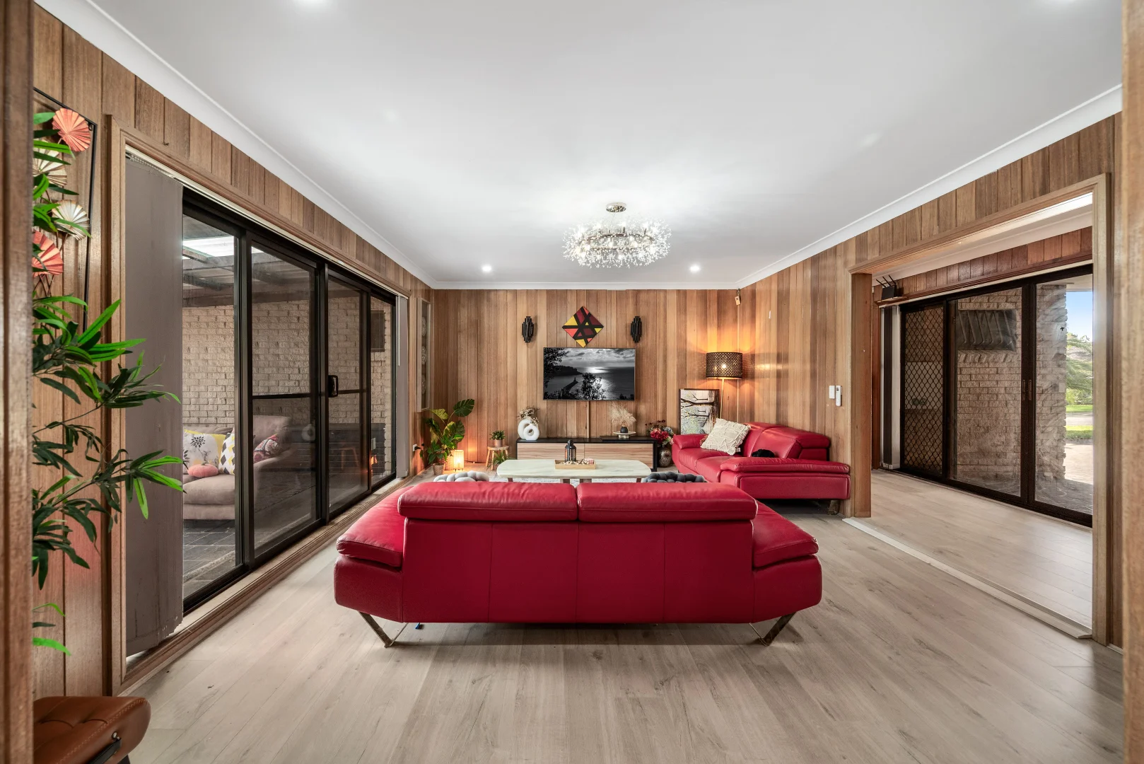 Additional image 5 of 19 Jarrah Avenue, Bradbury NSW 2560