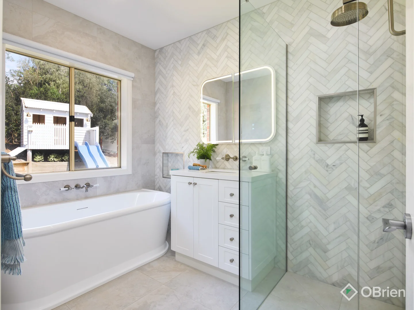 Additional image 12 of 16 Patison Court, Drouin VIC 3818