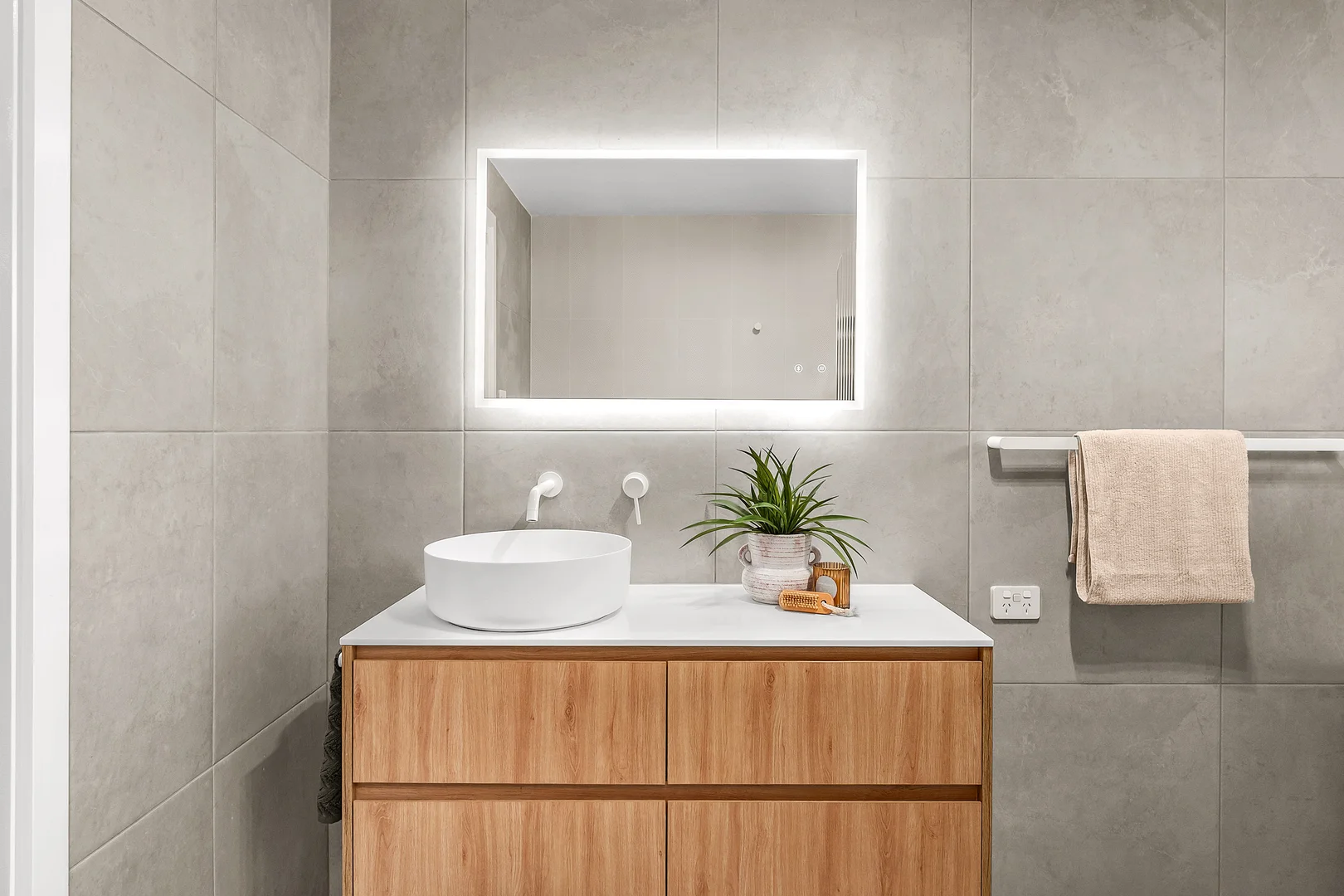 Additional image 28 of 20 Regal Way, Valentine NSW 2280