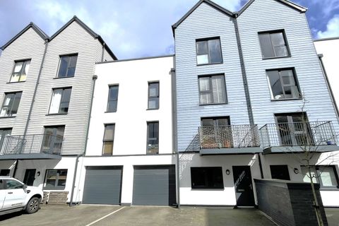 West Hoe Road, Millbay, Plymouth, Devon PL1
