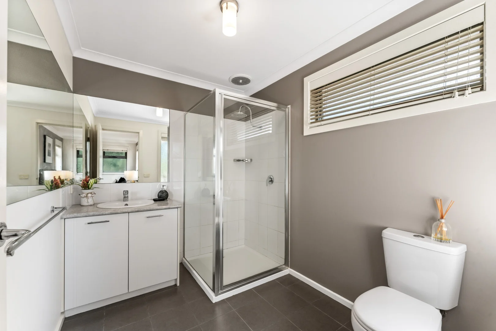 Additional image 11 of 1/13 Valda Avenue, Mont Albert North VIC 3129