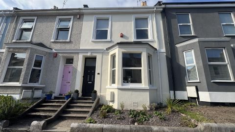 Stoke, Plymouth PL1