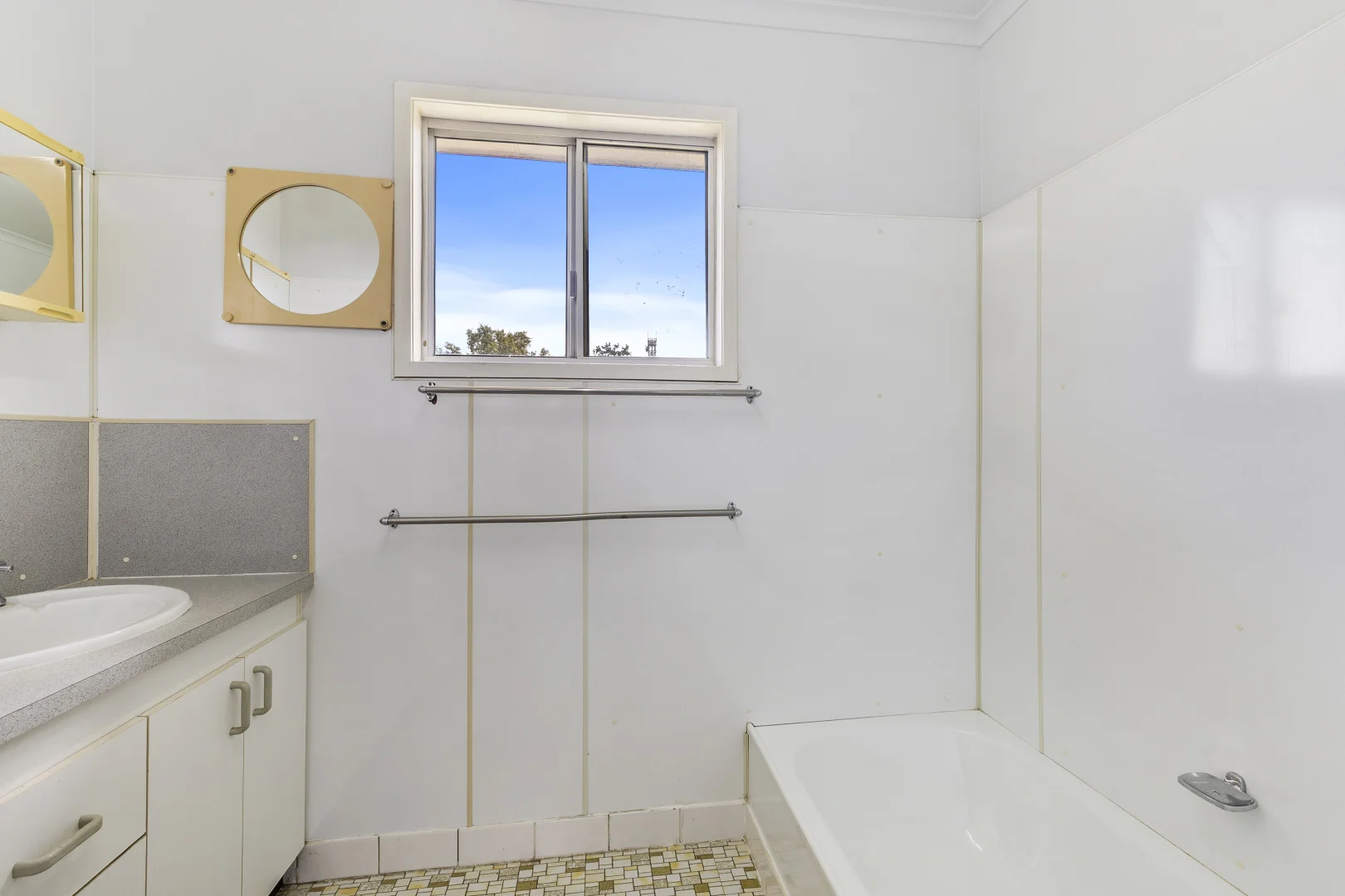 Additional image 4 of 26 Bean Street, Blackwater QLD 4717