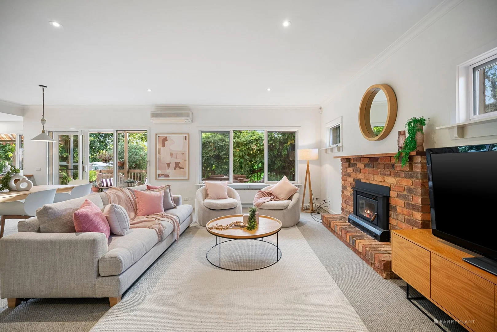 Additional image 2 of 14 Linlithgow Street, Mitcham VIC 3132